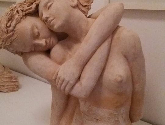 "Abbracci" di Giuseppina Biason